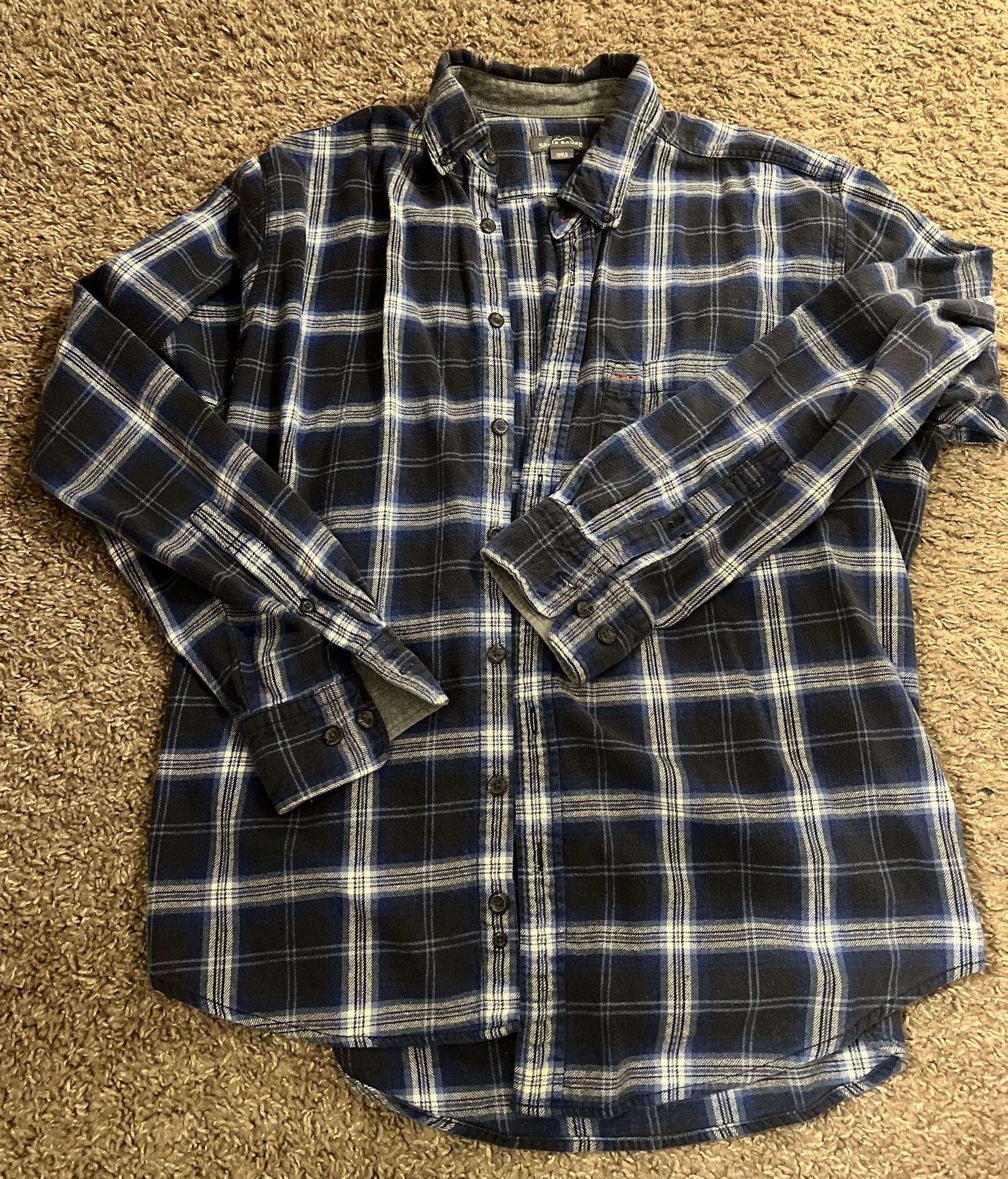 Eddie Bauer Shirt Mens XLarge Blue Black Plaid Button Down Classic Fit Flannel