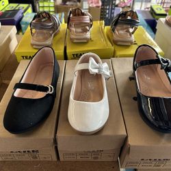 Beautiful Kids Shoes $10