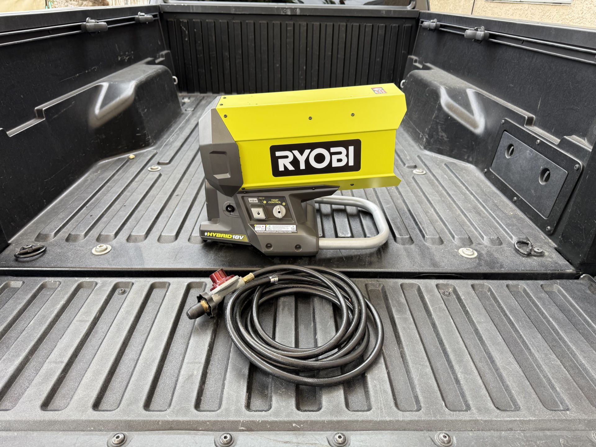 RYOBI ONE+ 18V Cordless Hybrid Forced Air Propane Heater (Tool Only)