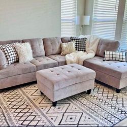 New Sectional Couch Set Available 