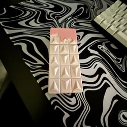 Sabrina Carpenters Sweet Tooth 