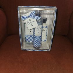 bath and body trio gingham