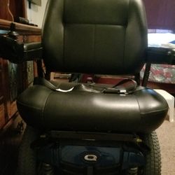 Mobile Chair / Quantum