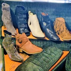 Massive Women’s Shoe & Boot Sale – Size 8 & 8½! 👢
✨ Gently worn, like new, and a few brand-new pairs! ✨