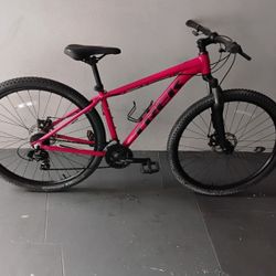 BICYCLE TREK 21 SPEED SIZE 29 BRAND NEW 