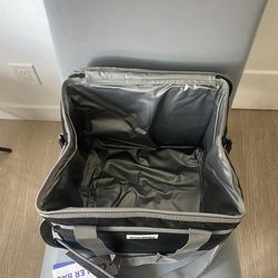 Lonchera color negro con gris nueva