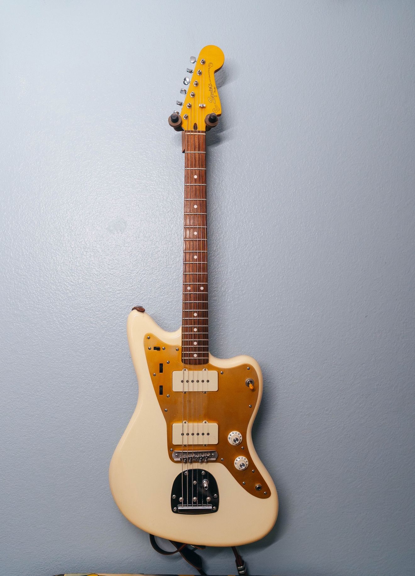Squire J Mascis Jazzmaster