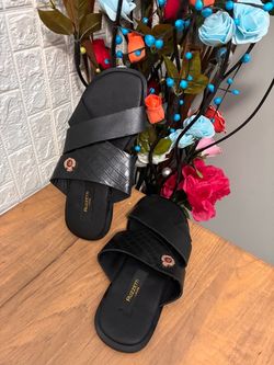 Men’s Black Leather Pam Sandals Size 10 US/EU 43