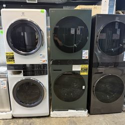 LG - 4.5 Cu. Ft. HE Smart Front Load Washer and 7.4 Cu. Ft. Electric Dryer WashTower with Steam and Built-In Intelligence - Nature Green 