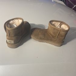 ugg kids 12