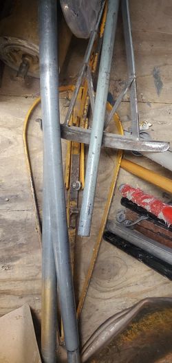 Tire Dismounting Tool