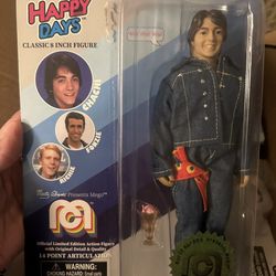 Collector TV Dolls 
