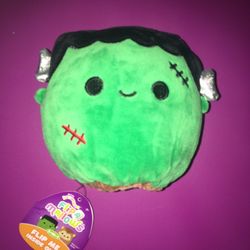 Halloween Squishmallow 5” Marcus/ Wade Flipamallow