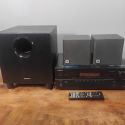 Onkyo HDMI 7.1 Stereo Receiver With Remote, Subwoofer & 2 JBL Speakers. 