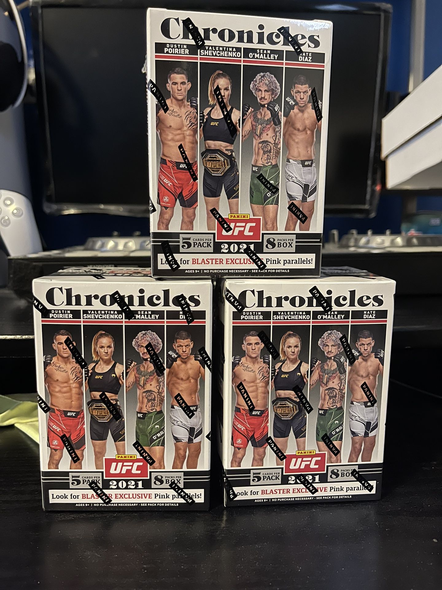 2021 UFC Chronicles Blaster Boxes