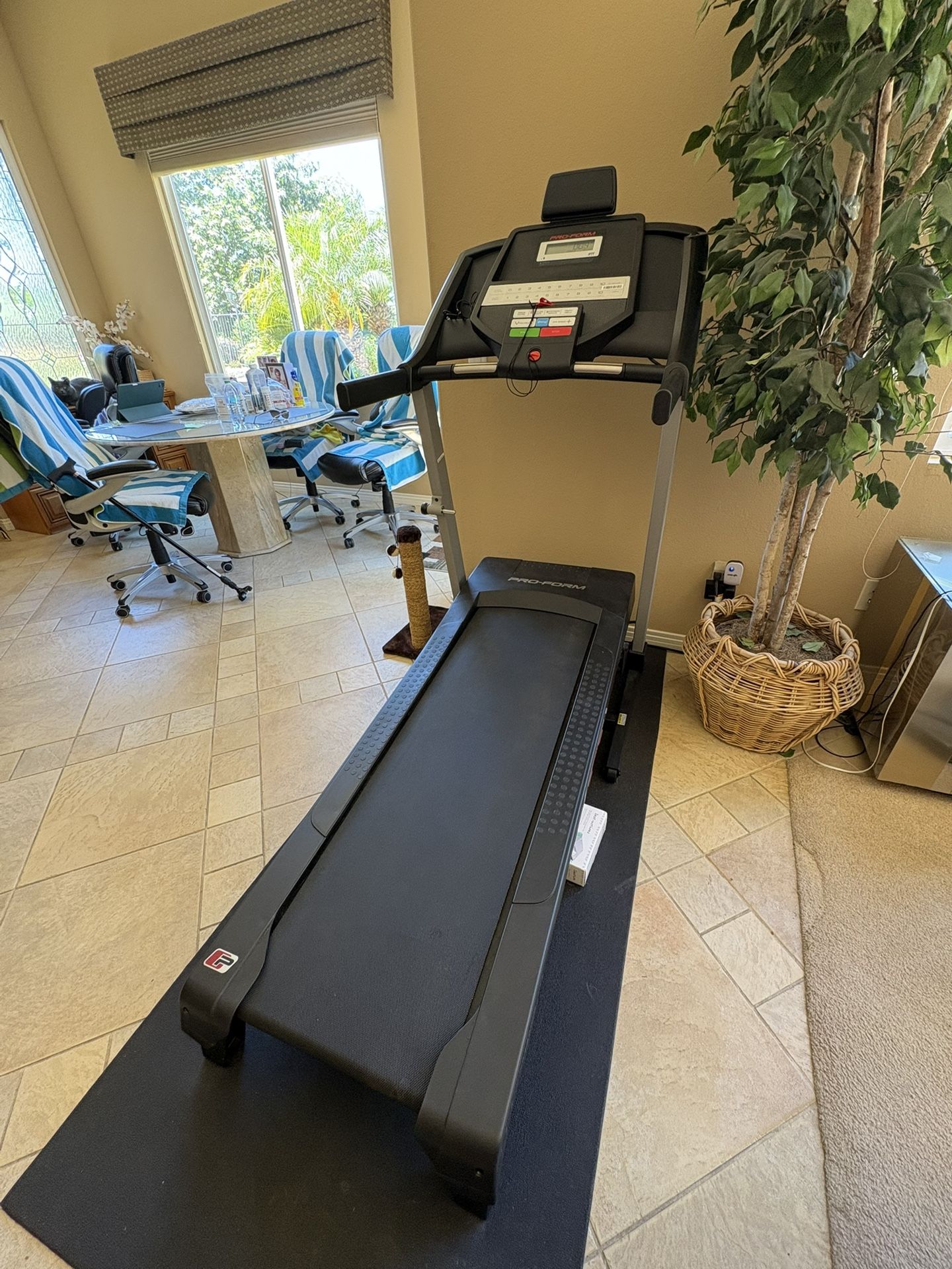 Pro-Form 300i Treadmill With Bluetooth