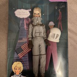 Mattel -2009 Barbie Collector Edition -My Favorite Career 1965 Miss Astronaut Model #R4474