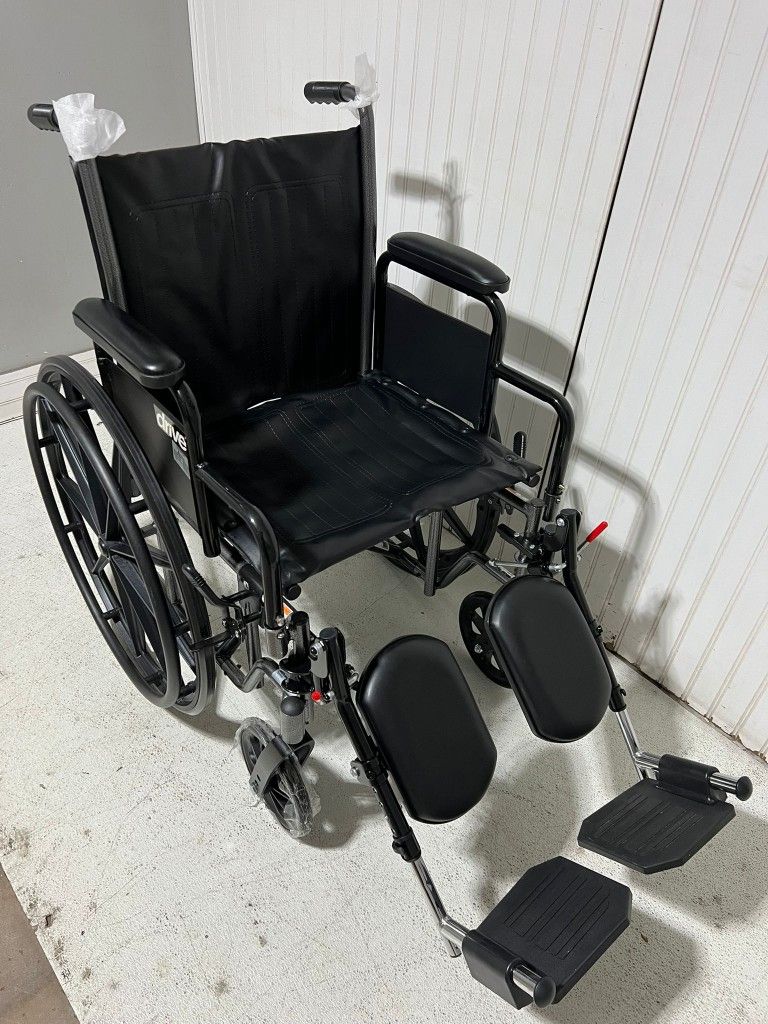 Whell Chair// Silla De Ruedas Para Adulto 