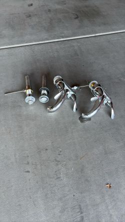 2 Bathroom Faucets