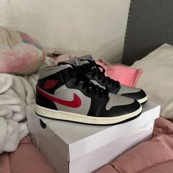 Nike Air Jordan 1 Mid and Nike Air Jordan 1 Mid SE