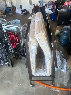 Everything must go