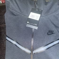 Black Nike Tech (Full Set)