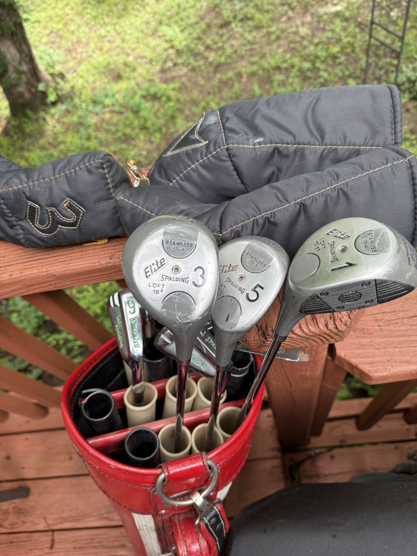 Spalding Women’s Golf Clubs With Bag