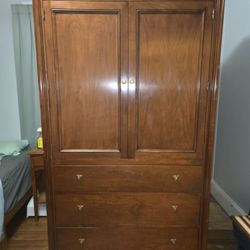 Stickley La Rochelle Door Chest