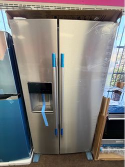 Kitchen Aid refrigerator