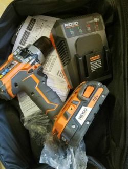 RIDGID 18 VOLT GEN5X LITHIUM 1/2" CORDLESS HAMMER DRILL KIT