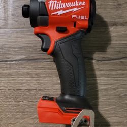 Milwaukee M18 Fuel Impact Driver 