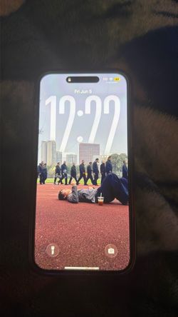 iPhone 16 plus pink