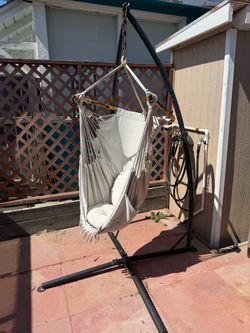 Swinging chair hammock