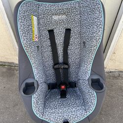 GRACO CAR SEAT 