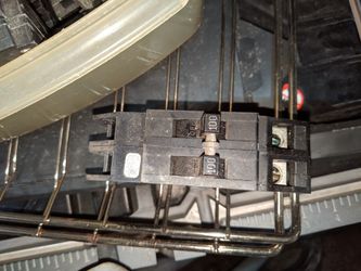 Breaker! GTE Sylvania QC 100 amp main breaker