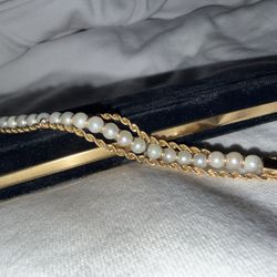 Vintage 14K Yellow Gold Ladies Bracelet with Off White Pearls (21.7 grams, 6.7")