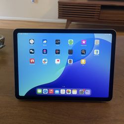 iPad Air 11 , With Apple Case And Pencil 