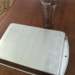 Vintage Mirro Made In USA, Finest Aluminum Bake/Cake Pan Plus Measuring Container 