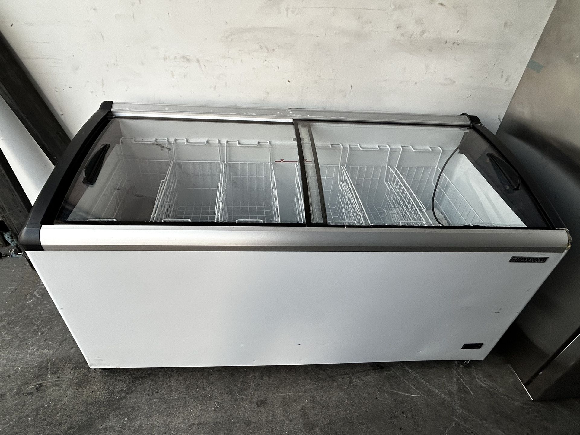 Chess Freezer With Glass Top 