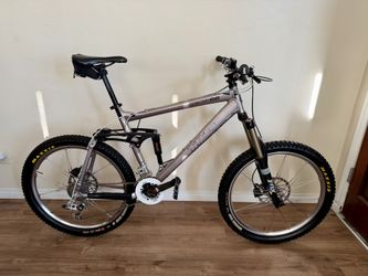TREK Remedy Full Suspension MTB