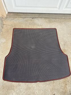 Tesla Model S Carbon Fiber REVERSABLE Trunk Mat