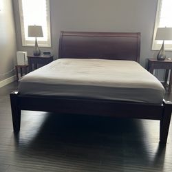 CALIFORNIA KING BED SET