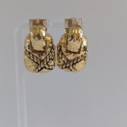 Vintage St. John Gold Tone Snapback Earrings