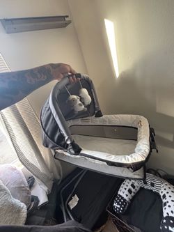 Portable diper and bassinet ￼