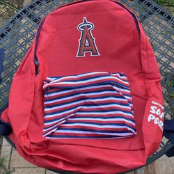 Safari red backpack top