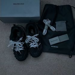 Balenciagas Blackwhite Led Tracks