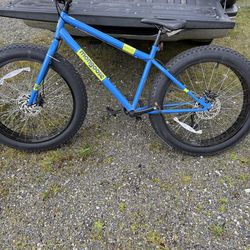 Mongoose fat tire bike