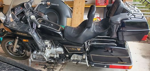 Honda goldwing deals 1200 interstate 1986