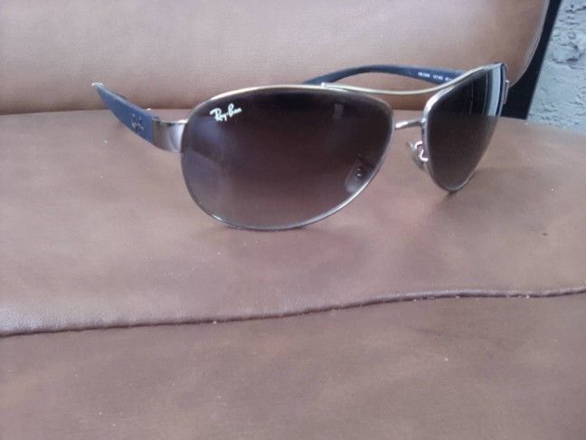Grey Silver Ray Ban