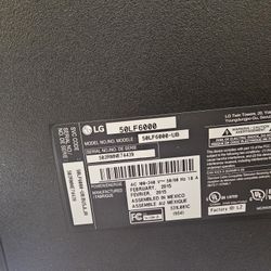 TV LG 50' (Good for parts, needs back light)
